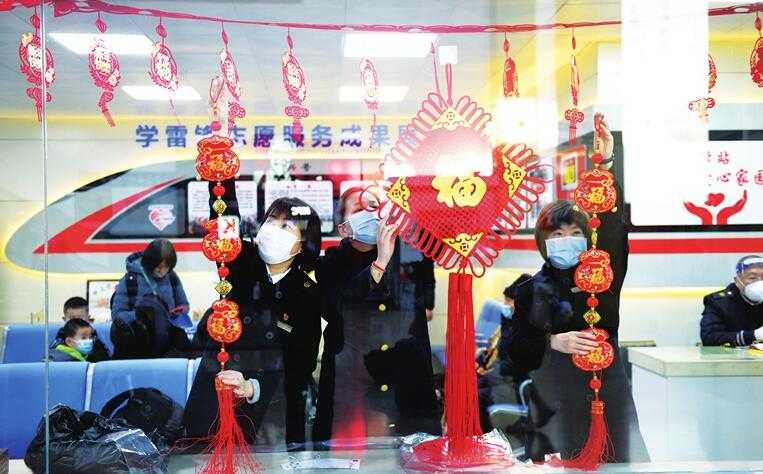 掃碼領取普惠券 市總工會首次開通春節線上送溫暖