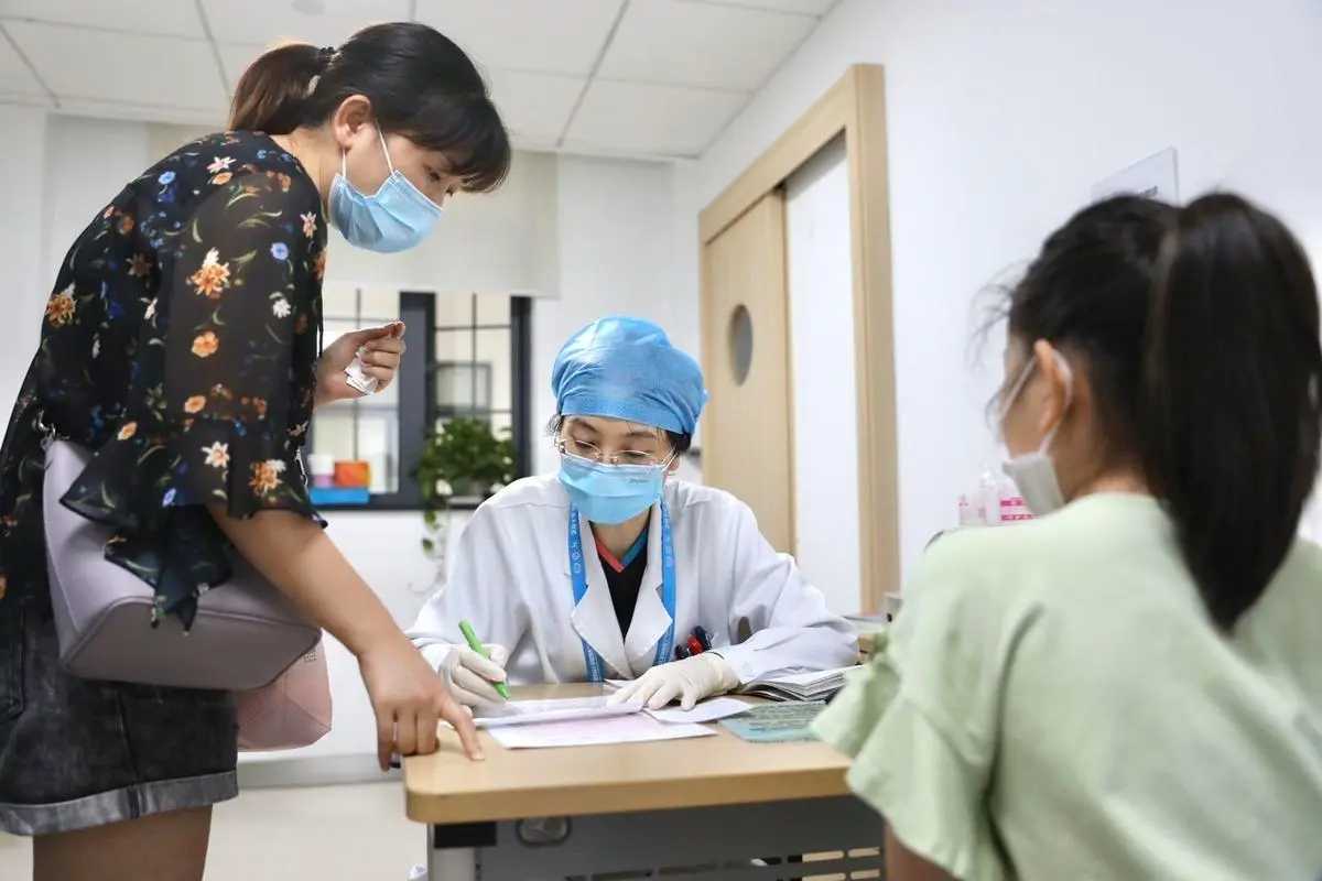 為減輕患者看病負(fù)擔(dān) 我市住院診療推行組合“打包價(jià)”