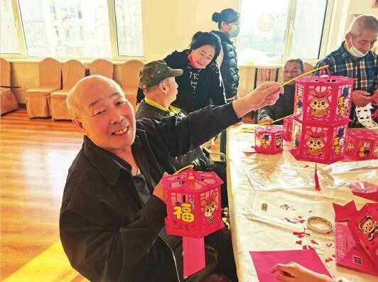 發展養老事業和養老產業 如何托起老年人穩穩的幸福