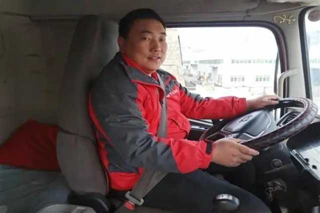 切實減輕學員負擔 道路普貨駕駛員從業資格證可直接申領