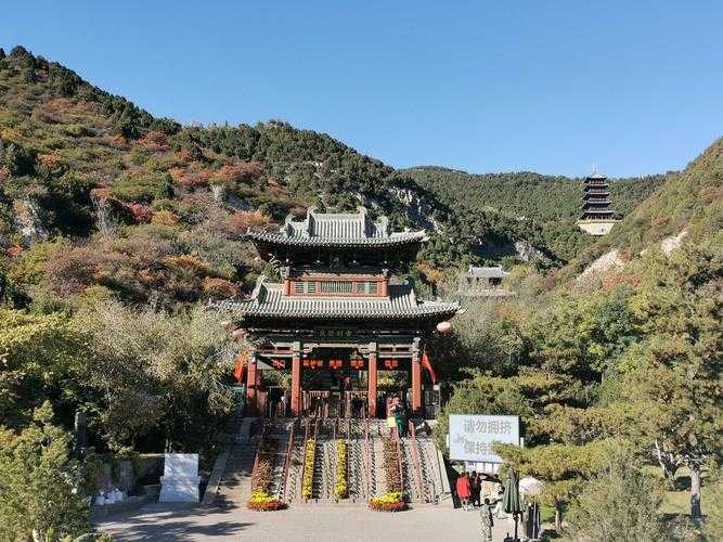 太山景區(qū)面向18周歲以下的游客實(shí)行門票免費(fèi)政策
