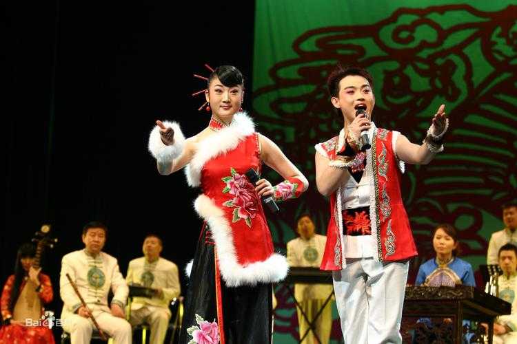 為進一步豐富省城群眾文化生活 我省十個稀有劇種集中展演