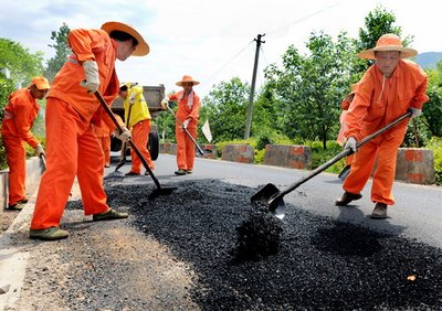 4月20日至10月1日 迎澤西大街及周邊路網交通管制 